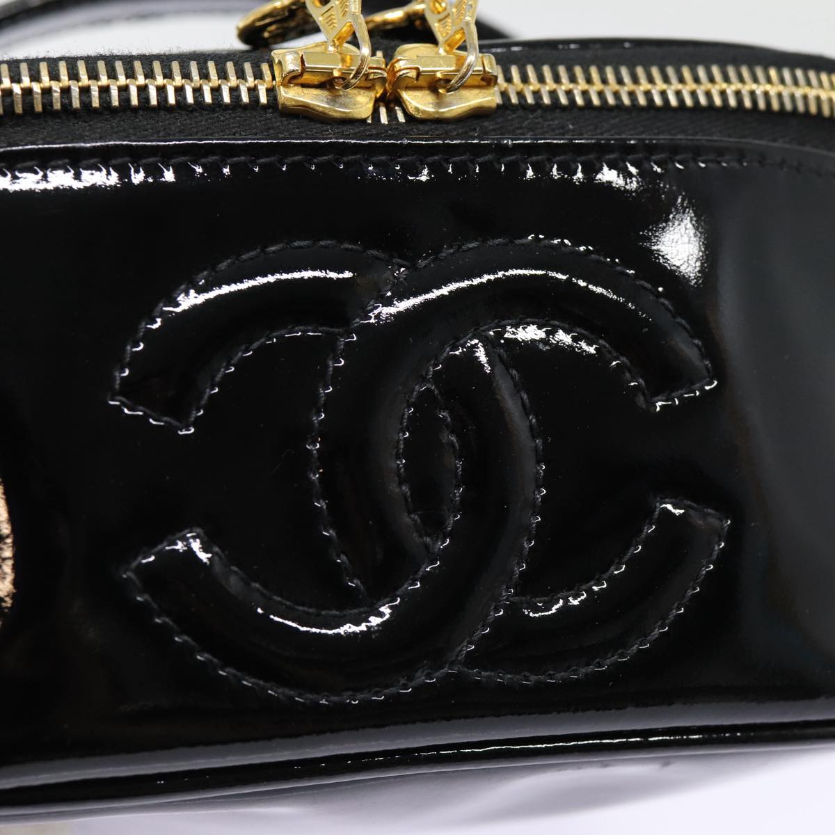 CHANEL COCO Mark Vanity Pouch Enamel Black Gold CC Auth 88553