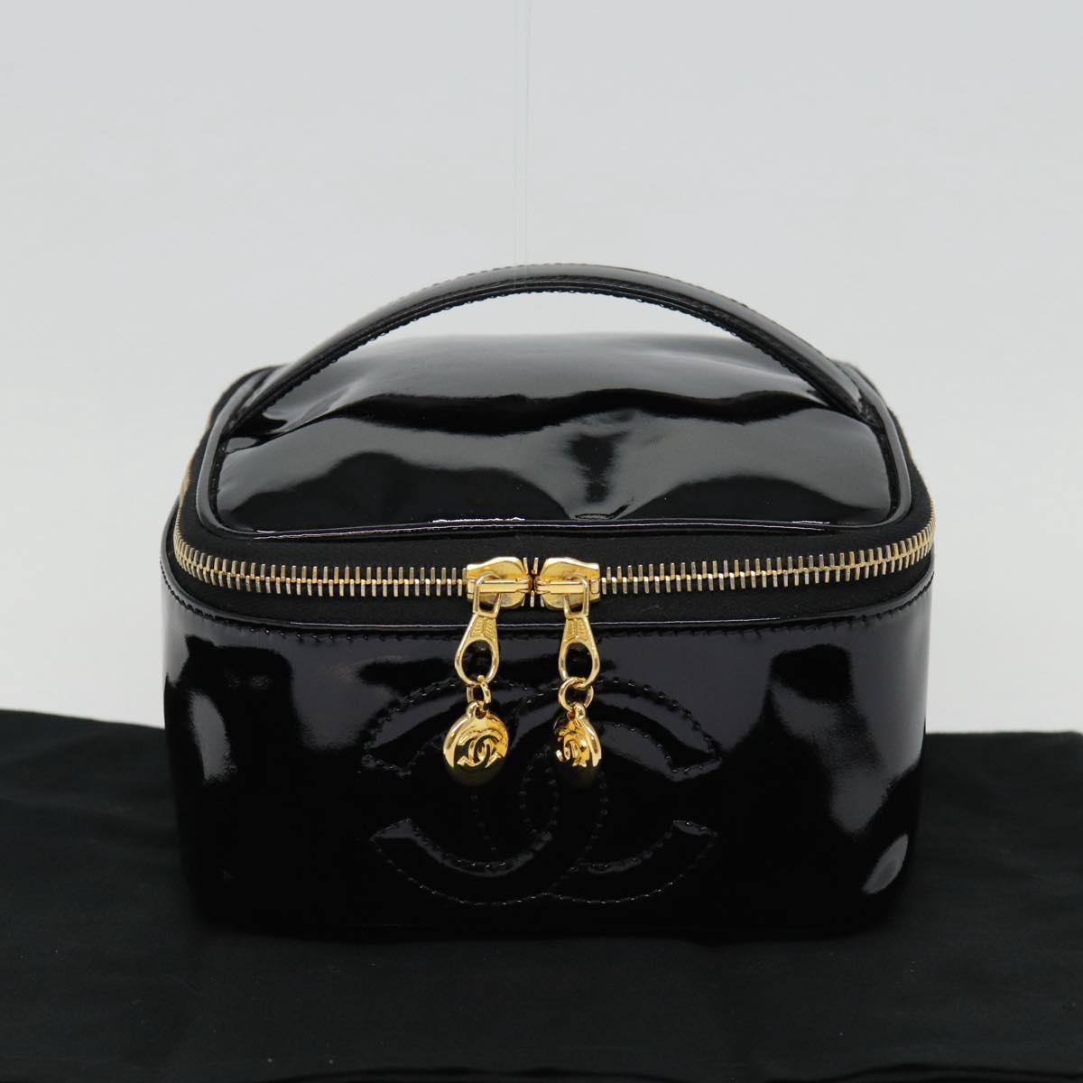 CHANEL COCO Mark Vanity Pouch Enamel Black Gold CC Auth 88553