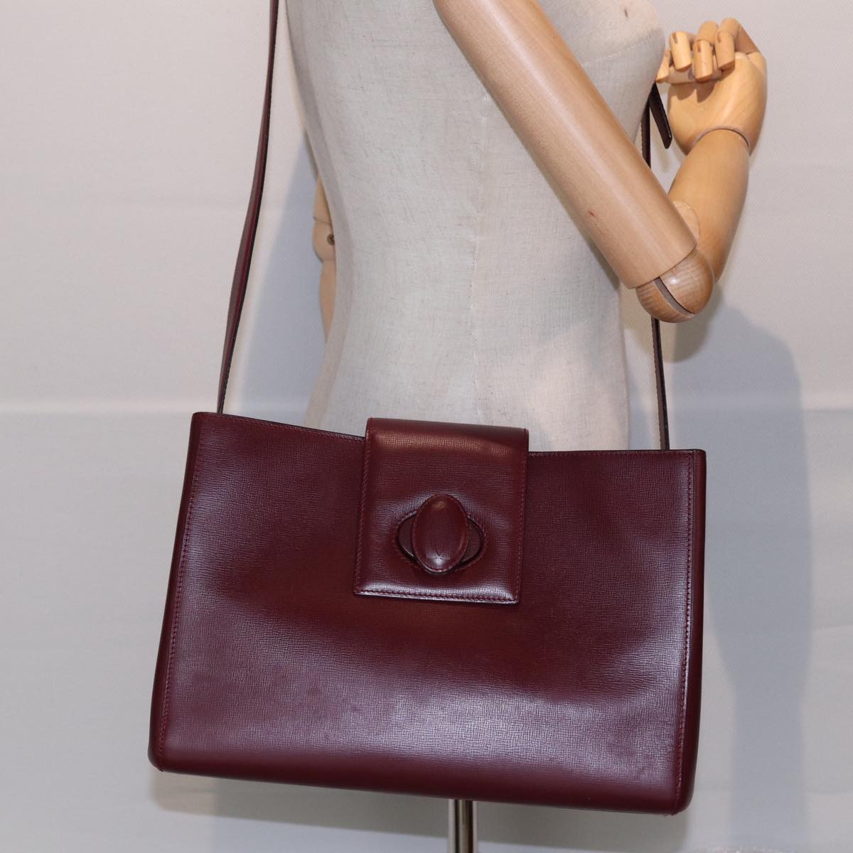 CARTIER Shoulder Bag Leather Bordeaux Gold Auth 88566