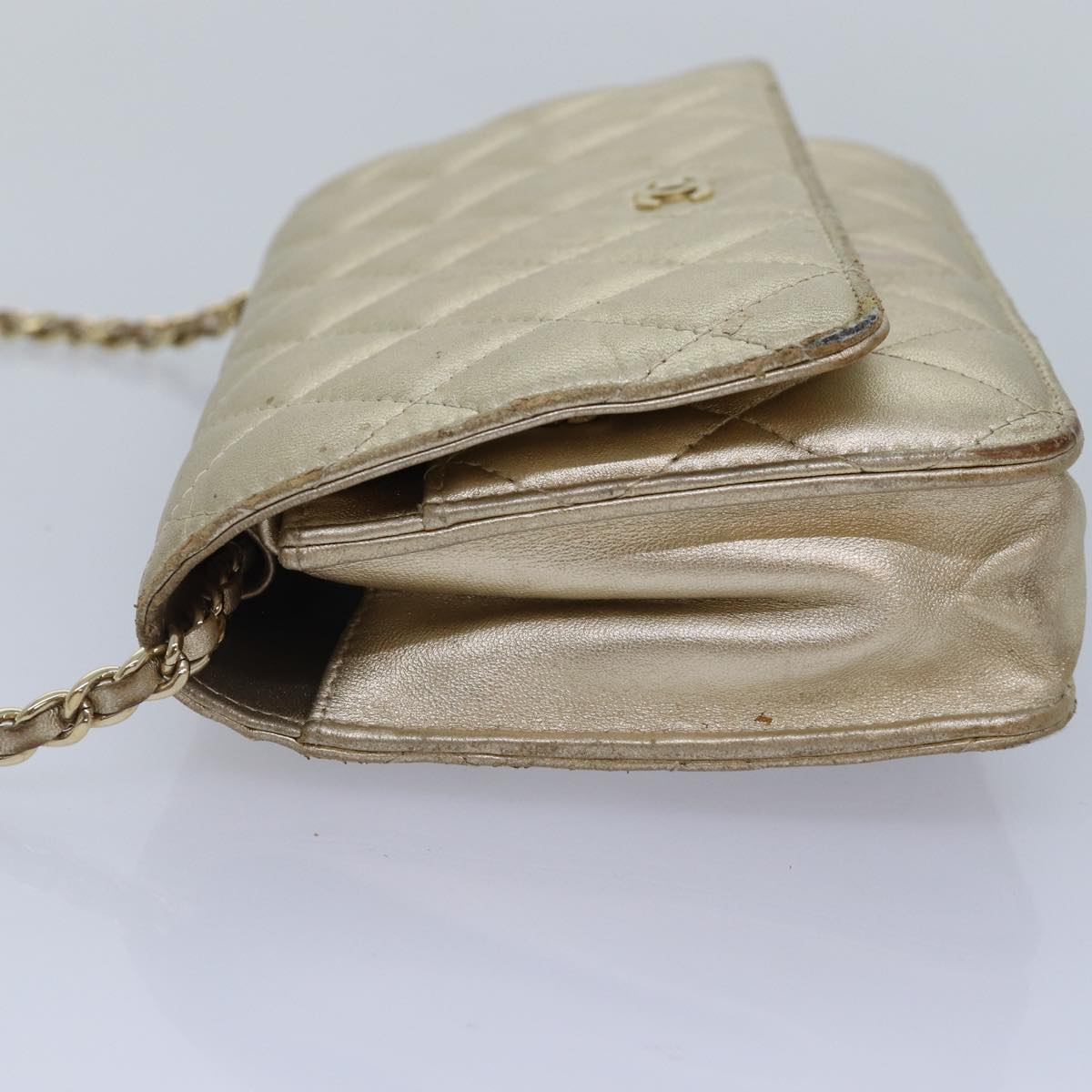 CHANEL Matelasse Chain Shoulder Bag Lamb Skin Gold Tone Gold CC Auth 88657