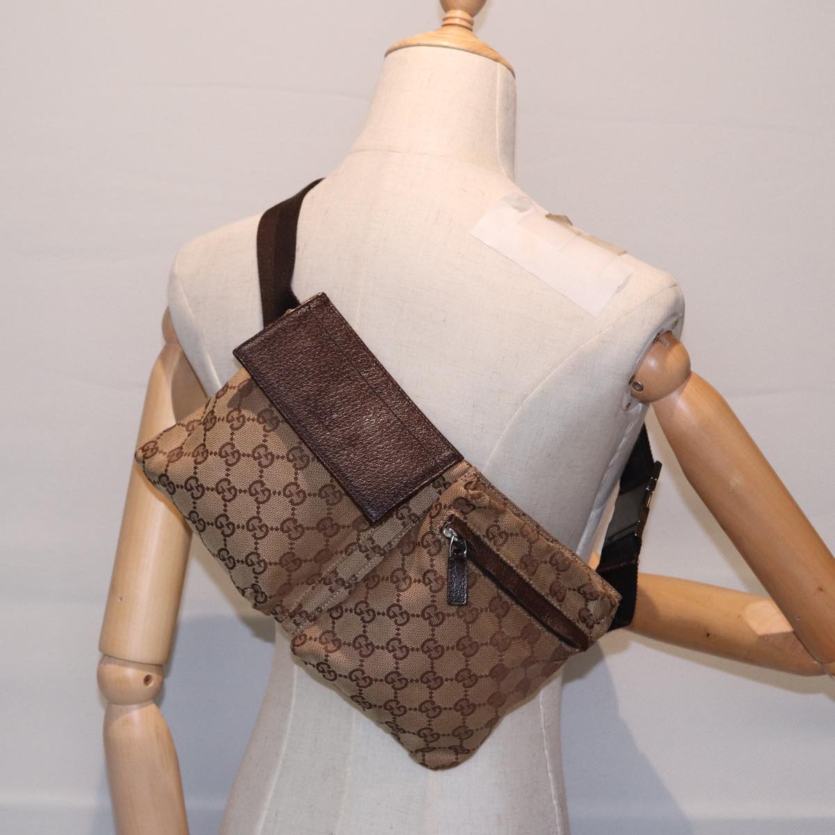 GUCCI GG Canvas Waist bag Beige Brown Silver 28566 Auth 88696