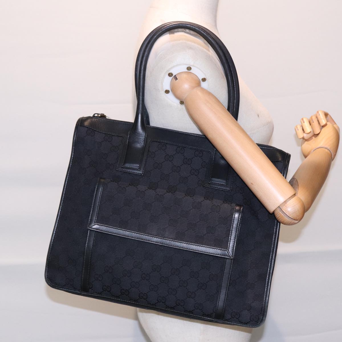 GUCCI GG Canvas Tote Bag Black Gold Auth 88788