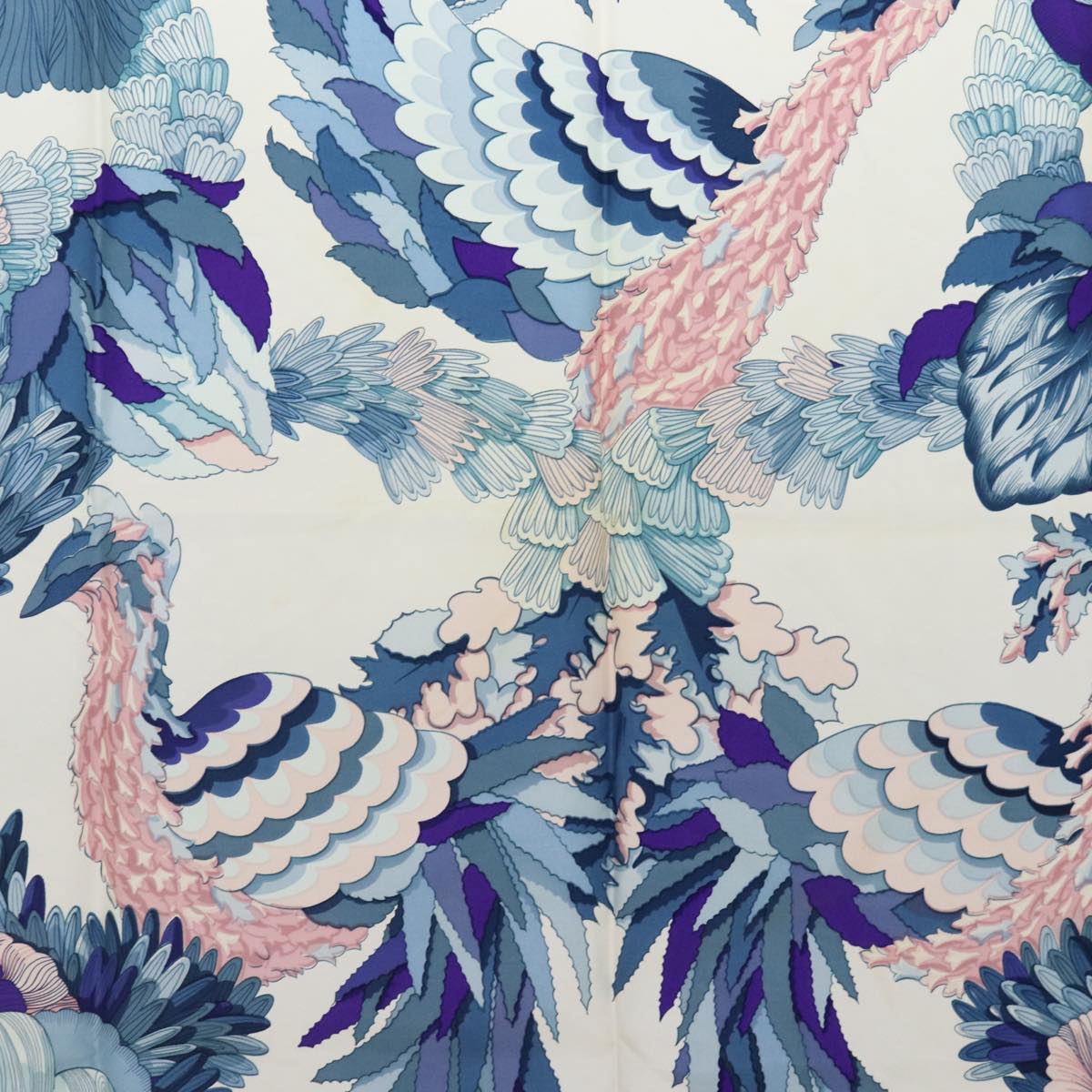 HERMES Carre 90 Scarf ”Tahiti” Silk Pink White Auth 88874