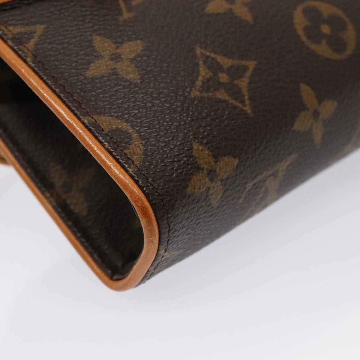 LOUIS VUITTON Monogram Pochette Florentine Waist bag M51855 LV Auth 88917