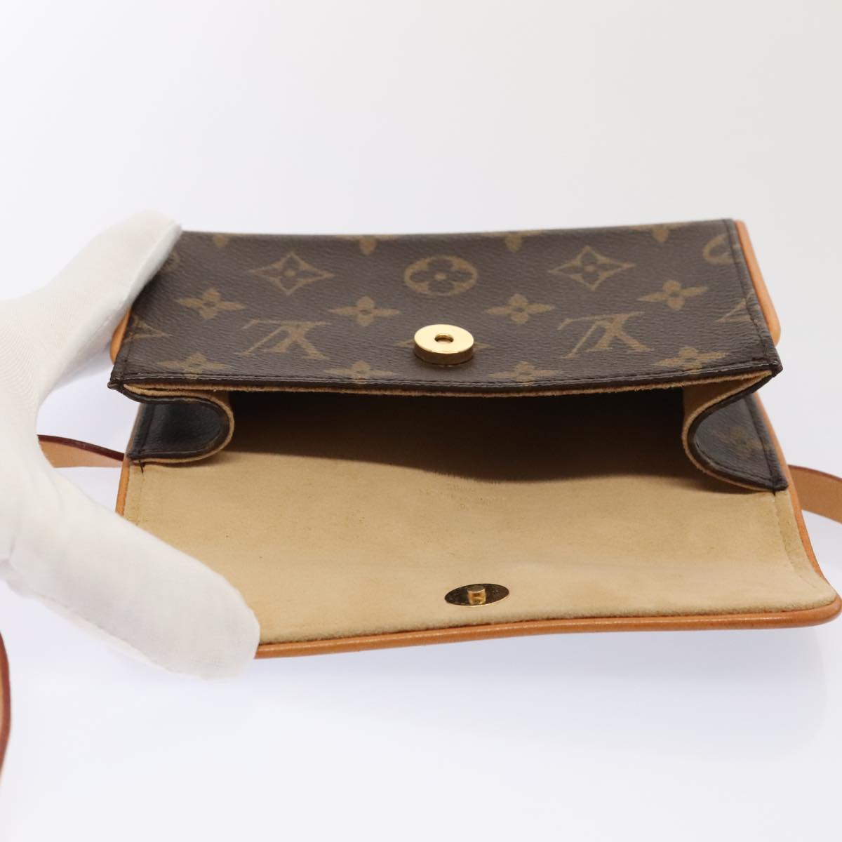 LOUIS VUITTON Monogram Pochette Florentine Waist bag M51855 LV Auth 88917