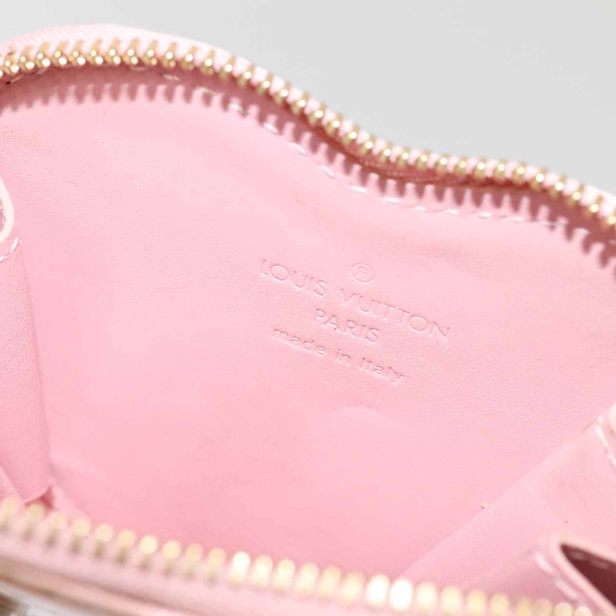 LOUIS VUITTON Vernis Porte Monnaie Coeur Coin Purse Pink M91431 LV Auth 88942