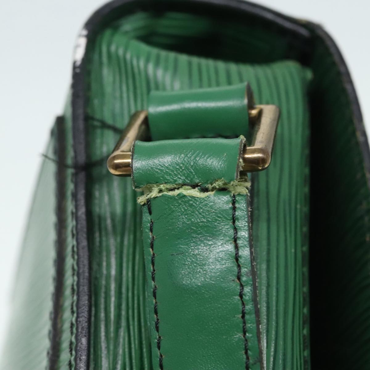 LOUIS VUITTON Epi Saint Cloud GM Shoulder Bag Green M52194 LV Auth 88948