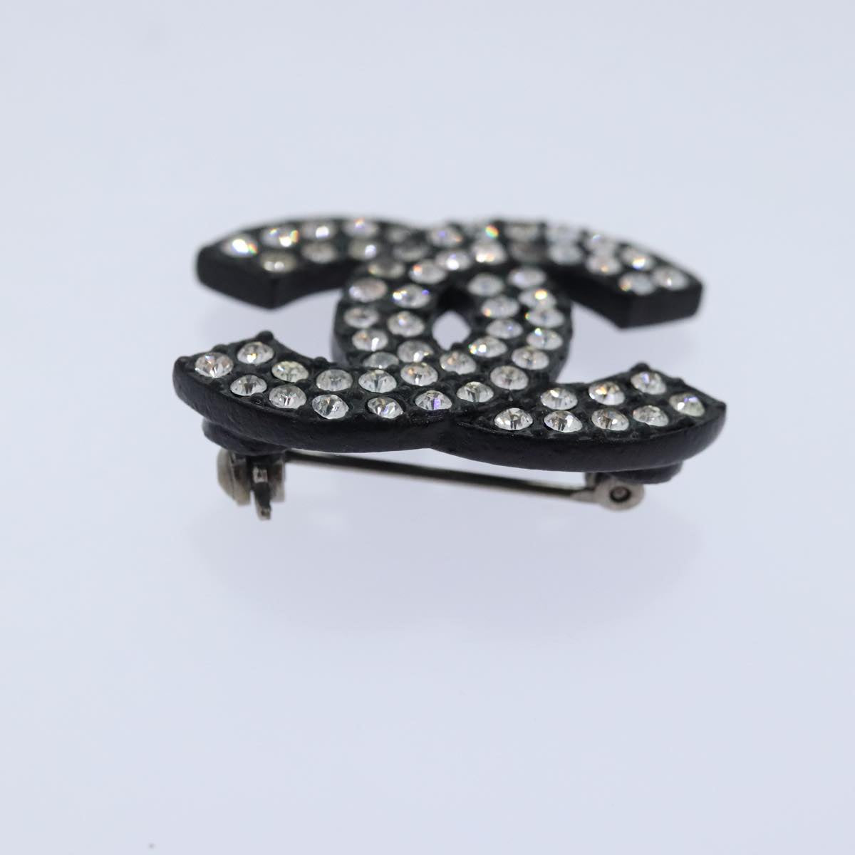 CHANEL Stone Brooch metal Silver CC Auth 89004