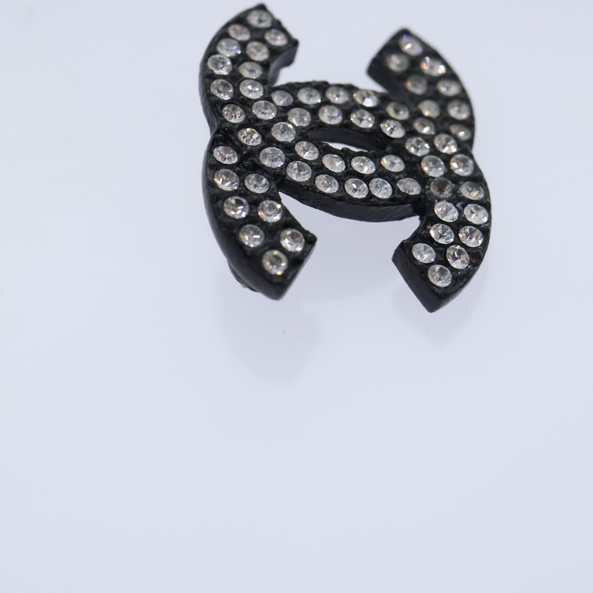 CHANEL Stone Brooch metal Silver CC Auth 89004