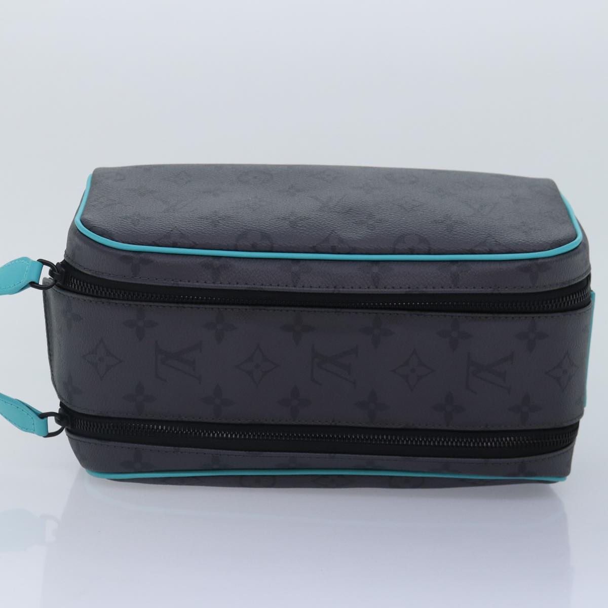 LOUIS VUITTON Monogram Eclipse Reverse Dopp Kit Bag Turquoise M11482 Auth 89059SA