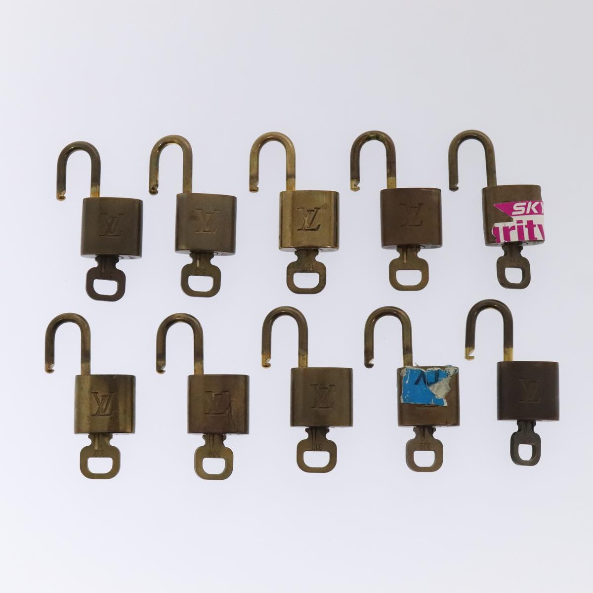 LOUIS VUITTON Padlock 10set metal Gold Tone LV Auth 89072