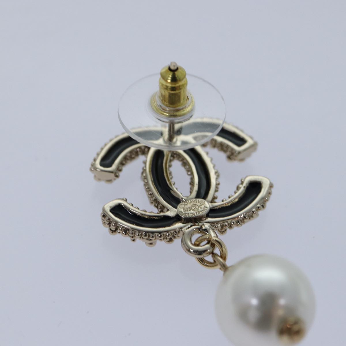 CHANEL Pearl Earring metal Silver CC Auth 89078