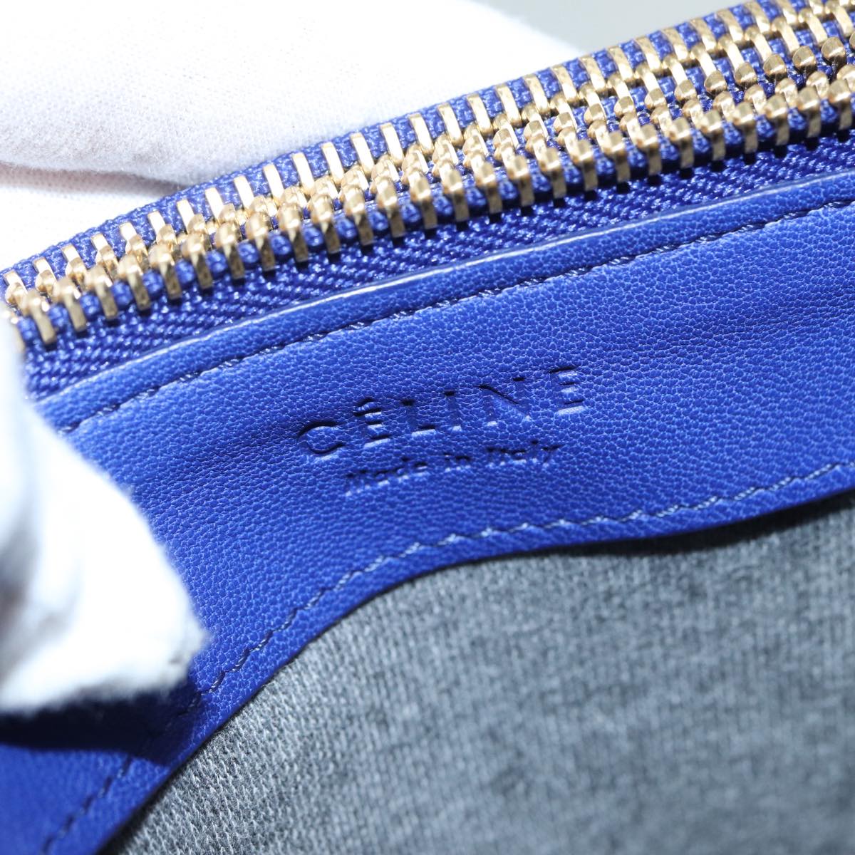 CELINE Trio Shoulder Bag Leather Blue Gold Auth 89106