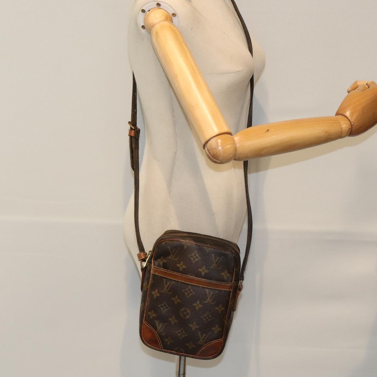 LOUIS VUITTON Monogram Danube Shoulder Bag M45266 LV Auth 89158