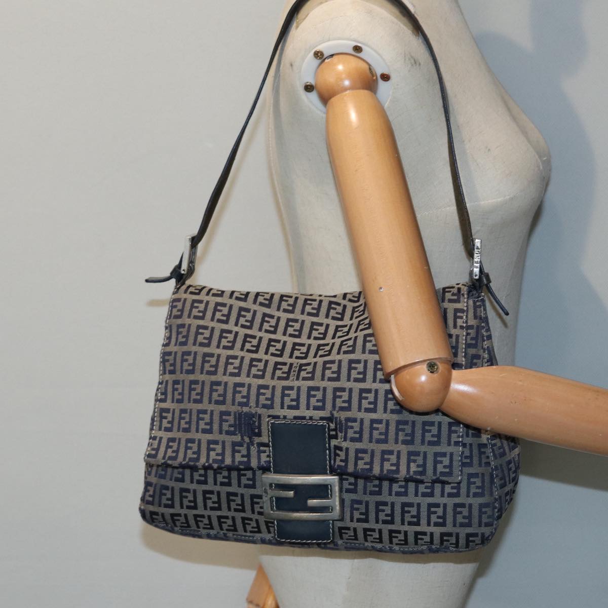 FENDI Zucchino Canvas Mamma bucket Hand Bag Navy Auth 89278