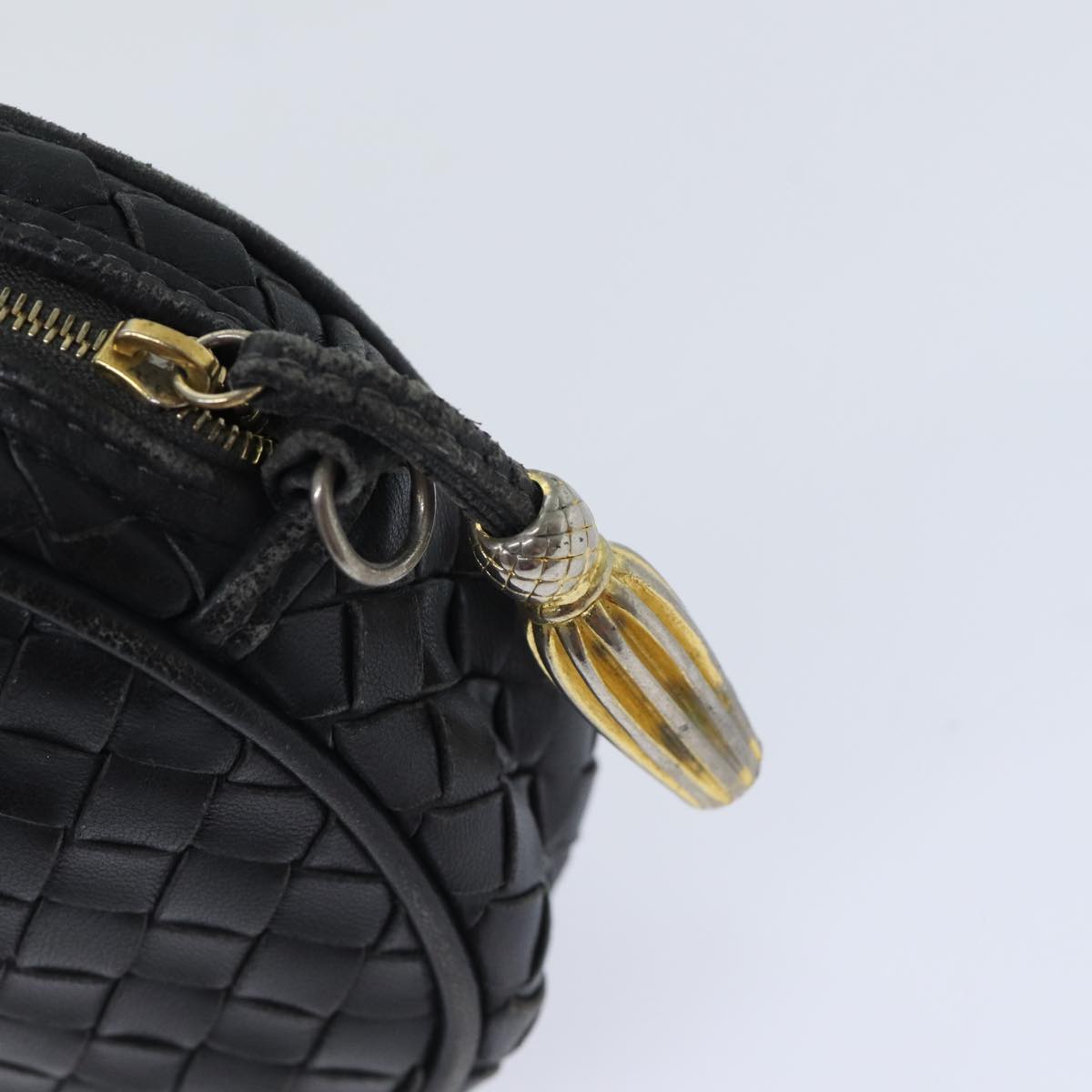 BOTTEGA VENETA INTRECCIATO Shoulder Bag Leather Black Gold Auth 89371