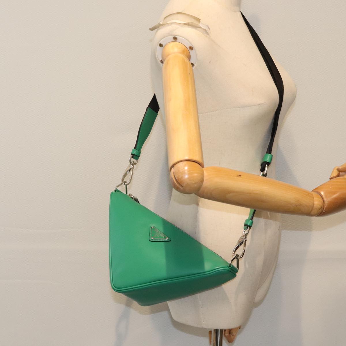 PRADA Triangle Shoulder Bag Leather Green Silver Auth 89412S