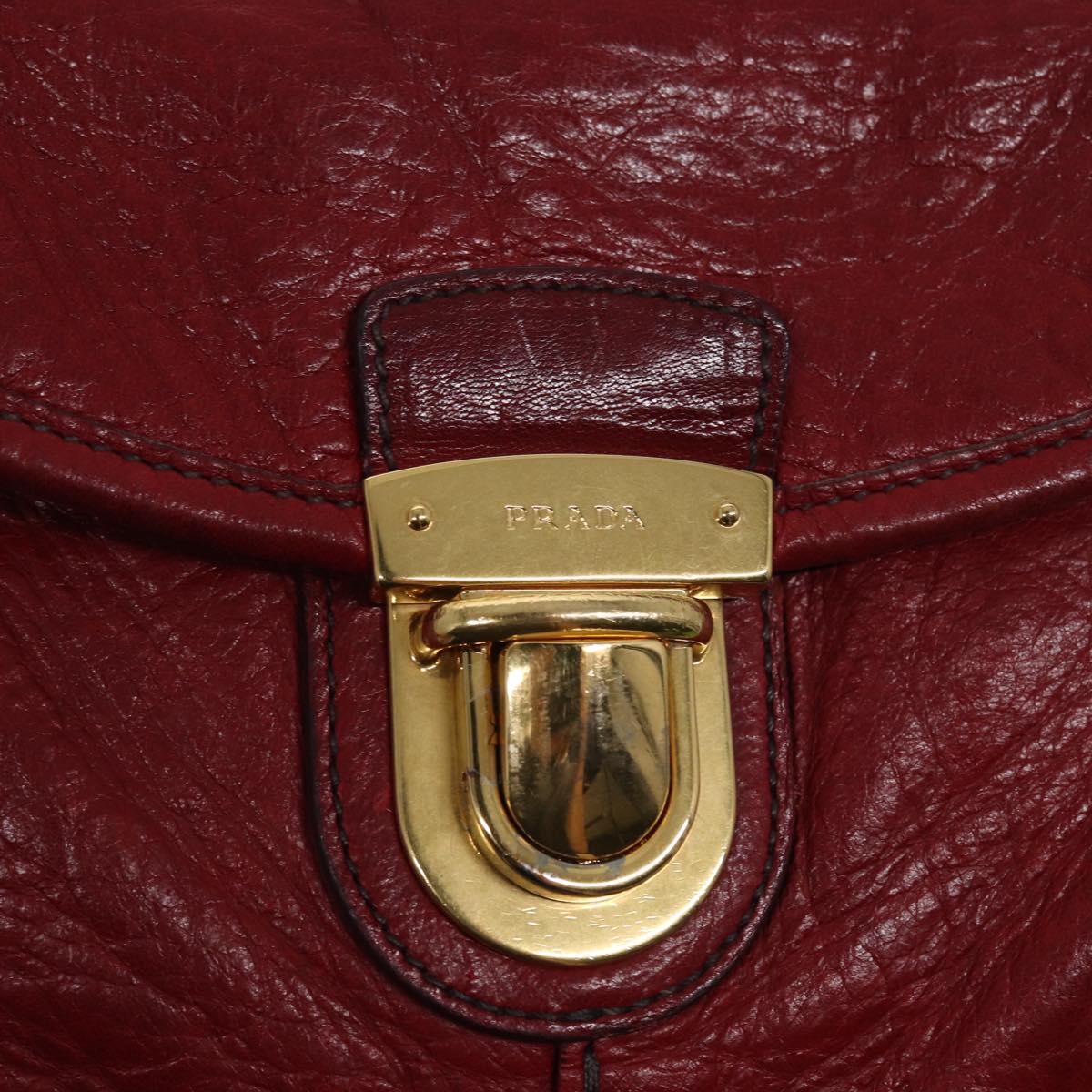 PRADA Chain Shoulder Bag Leather Red Gold Auth 89473