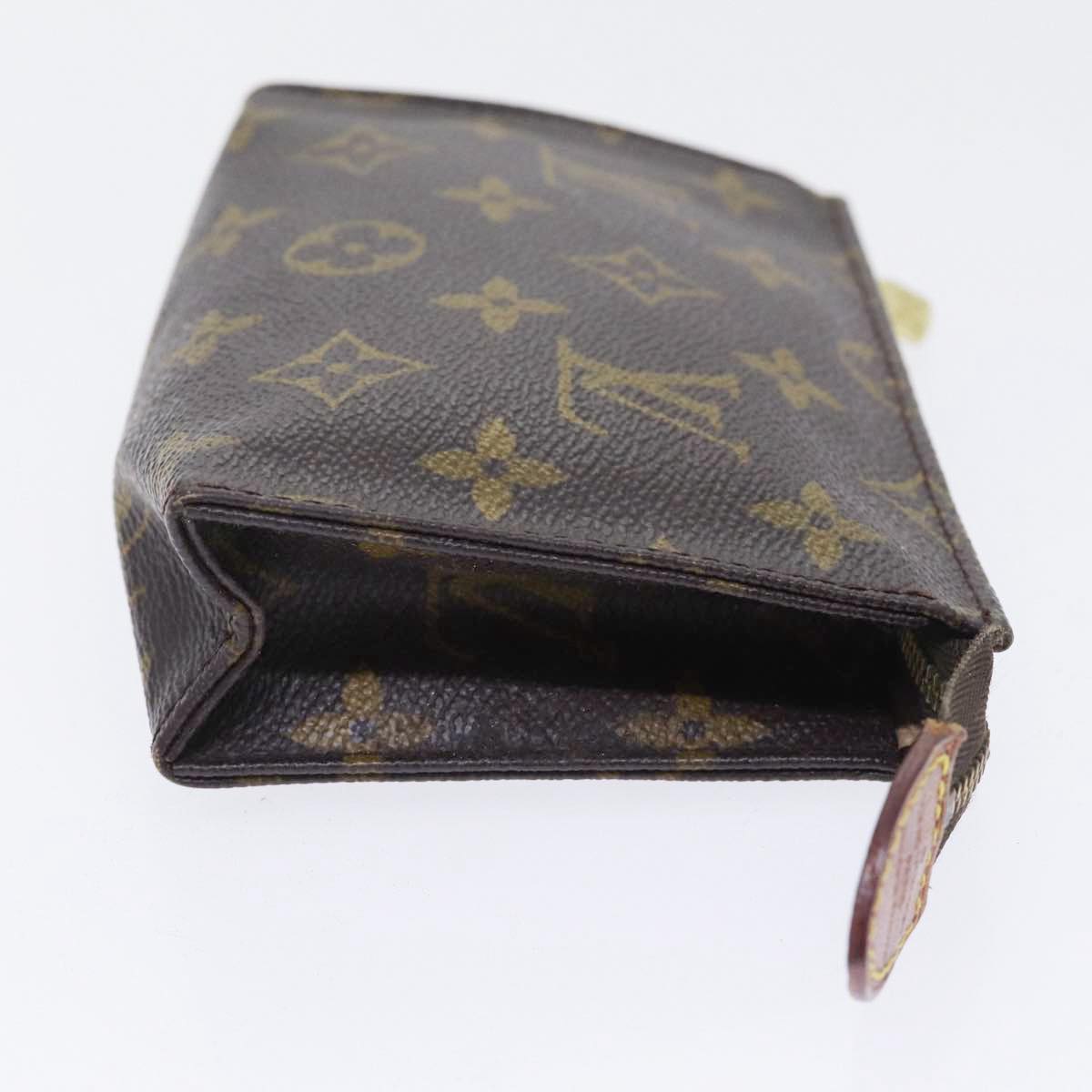 LOUIS VUITTON Monogram Poche Toilette 15 Pouch M47546 LV Auth 89477