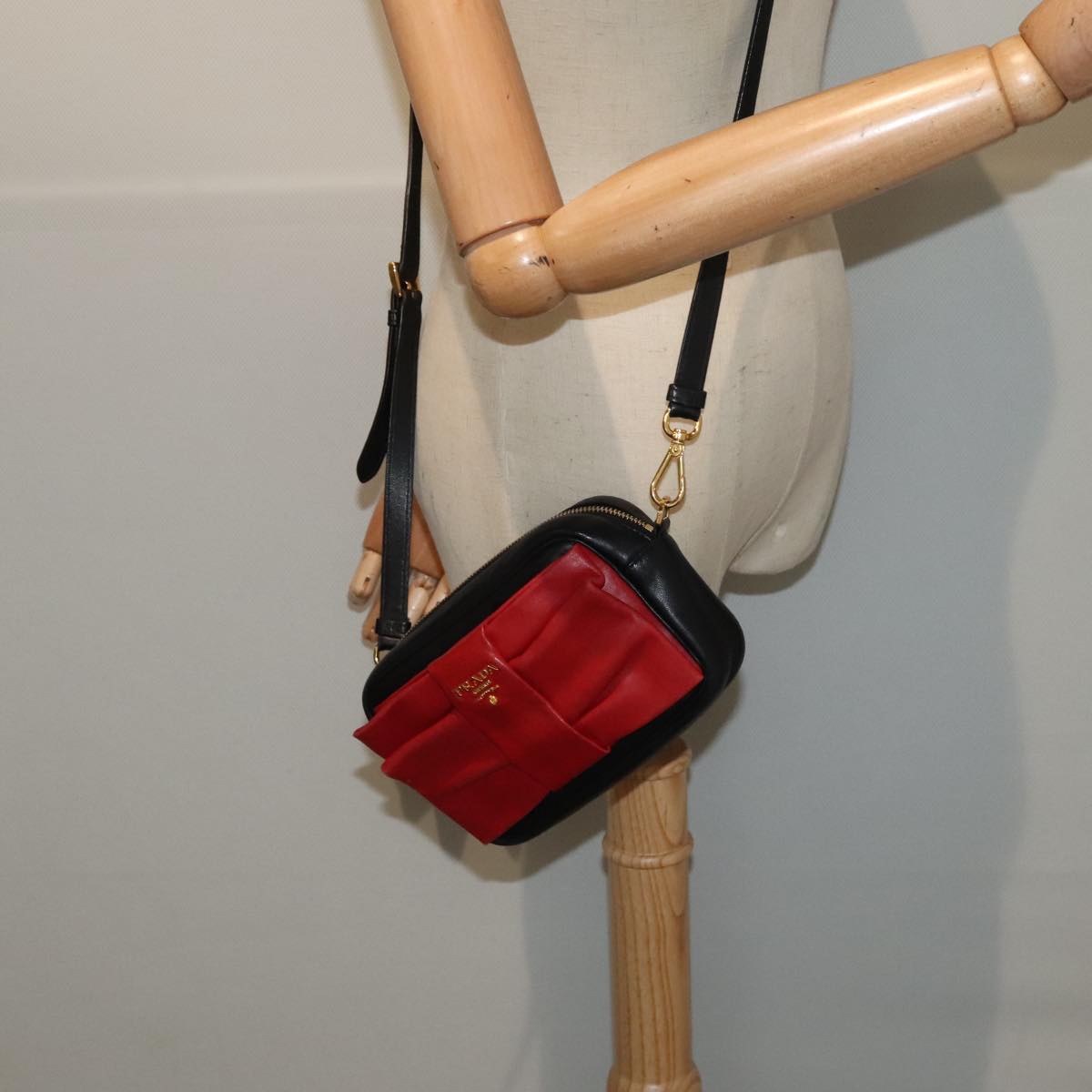 PRADA Shoulder Bag Leather Red Black gold Auth 89601