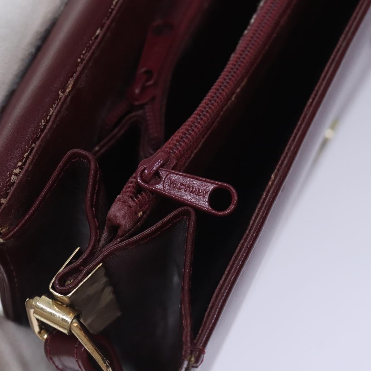 CARTIER Shoulder Bag Leather Bordeaux Gold Auth 89702