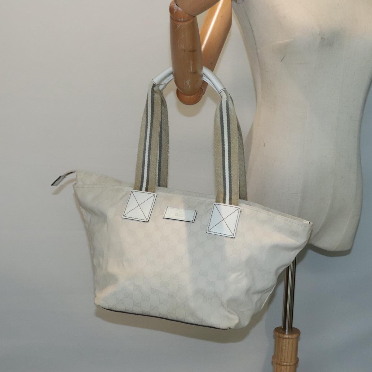 GUCCI GG Canvas Sherry Line Tote Bag White Auth 89762