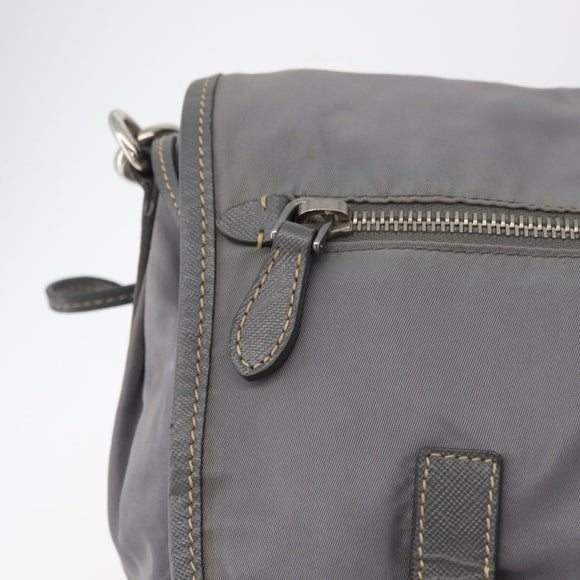 PRADA Umhängetasche Nylon Grau Silber Auth 89792