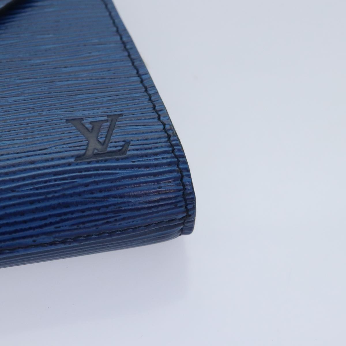 LOUIS VUITTON Epi Art Deco Clutch Bag Blue M52635 LV Auth 89834