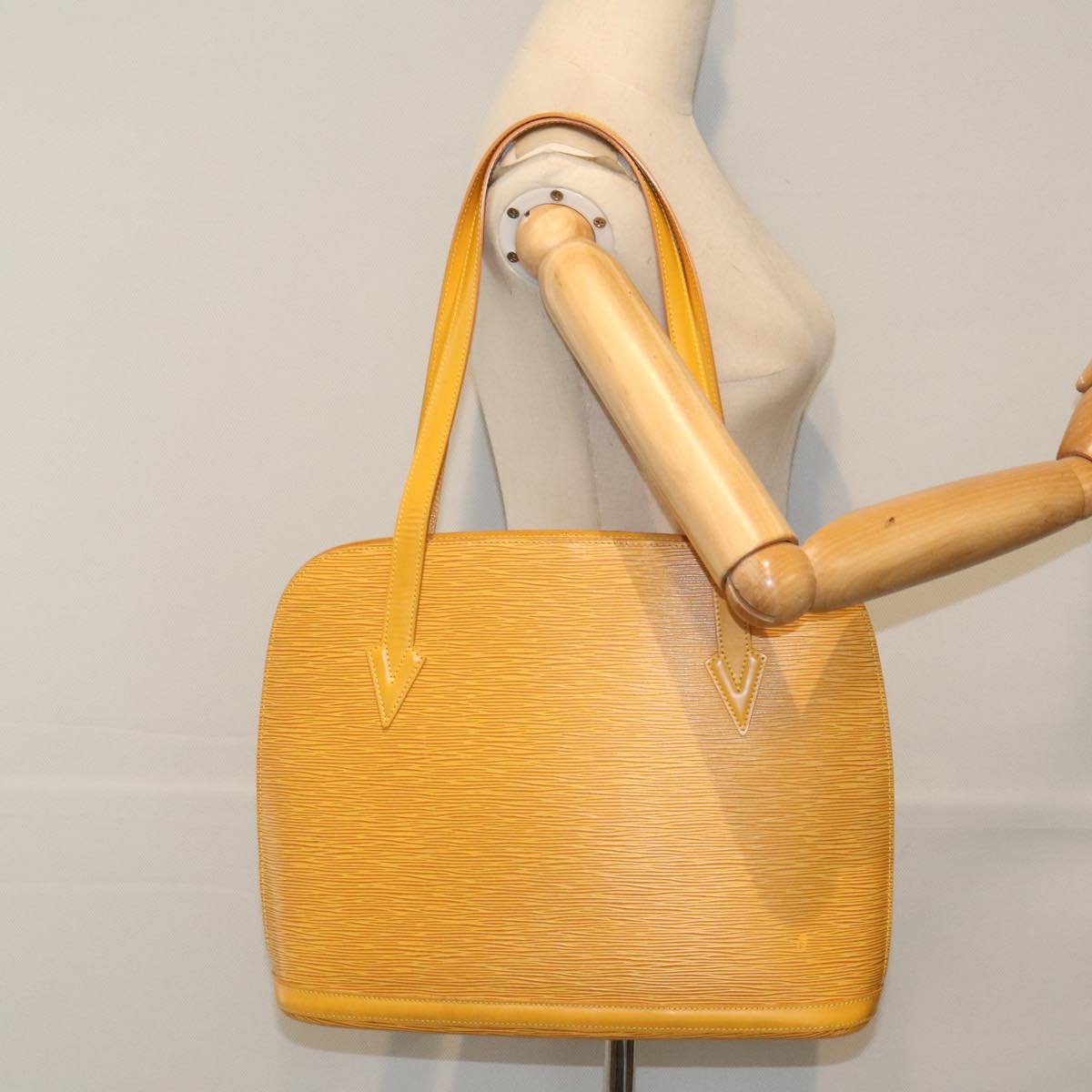 LOUIS VUITTON Epi Lussac Shoulder Bag Yellow M52289 LV Auth 89863