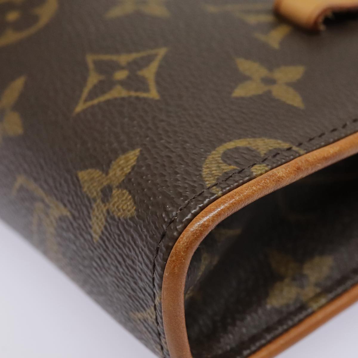 LOUIS VUITTON Monogram Pochette Florentine Waist bag M51855 LV Auth 89914