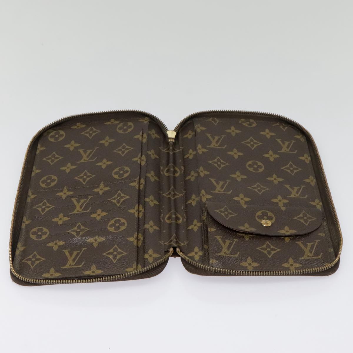 LOUIS VUITTON Monogram Poche Escapade Travel Case M60113 LV Auth 89915