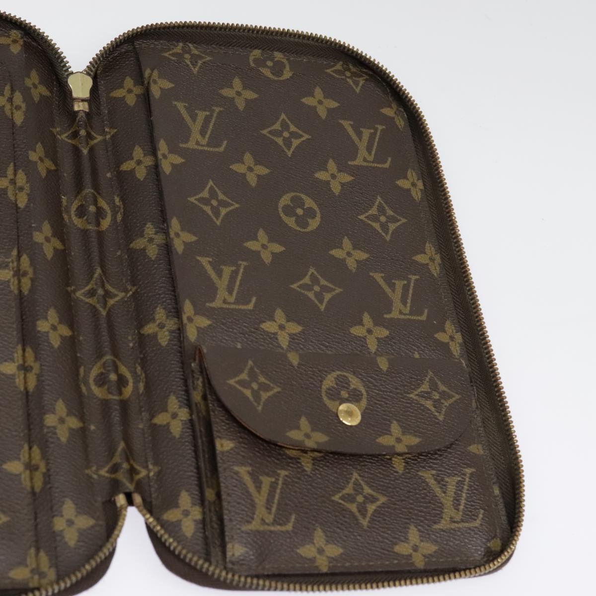 LOUIS VUITTON Monogram Poche Escapade Travel Case M60113 LV Auth 89915