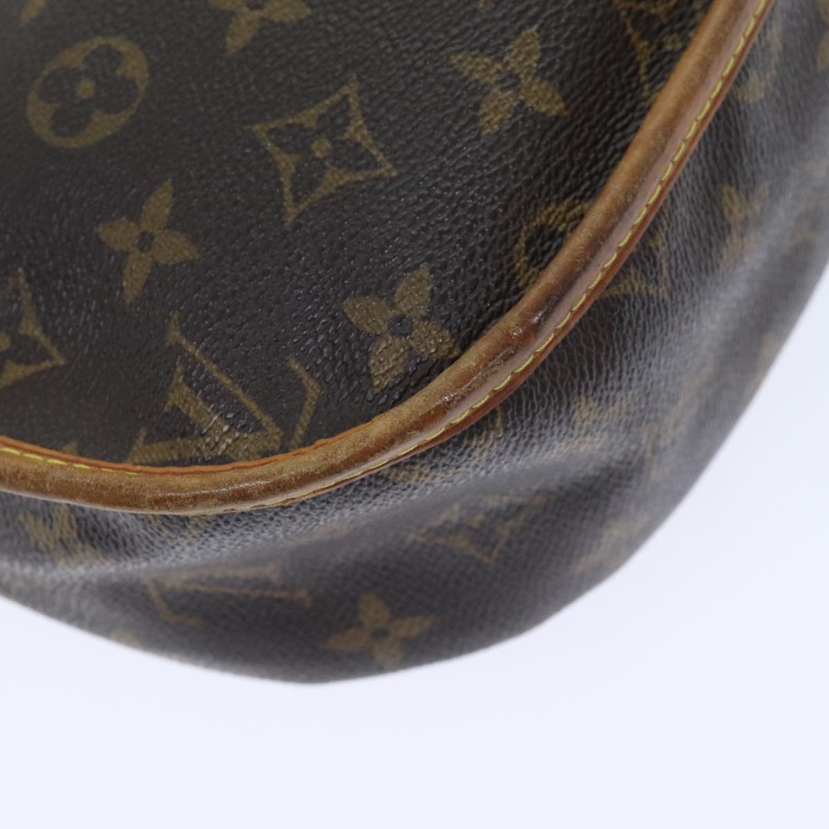 LOUIS VUITTON Monogram Menilmontant PM Shoulder Bag M40474 LV Auth 89953