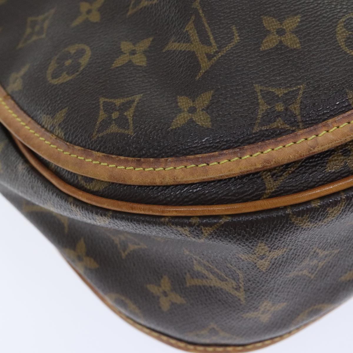 LOUIS VUITTON Monogram Menilmontant MM Shoulder Bag M40473 LV Auth 89978