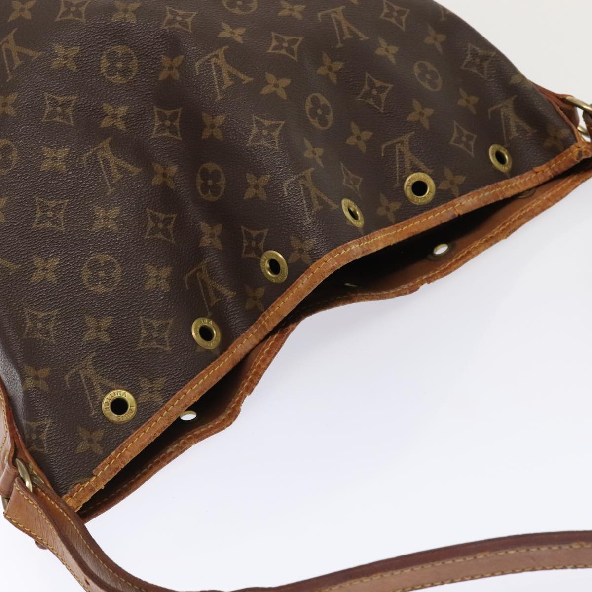 LOUIS VUITTON Monogram Petit Noe Shoulder Bag M42226 LV Auth 89982