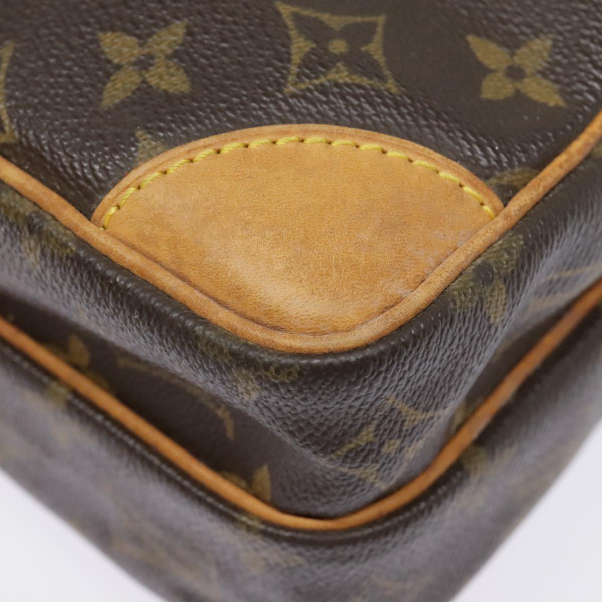 LOUIS VUITTON Monogram Amazon Shoulder Bag M45236 LV Auth 90110