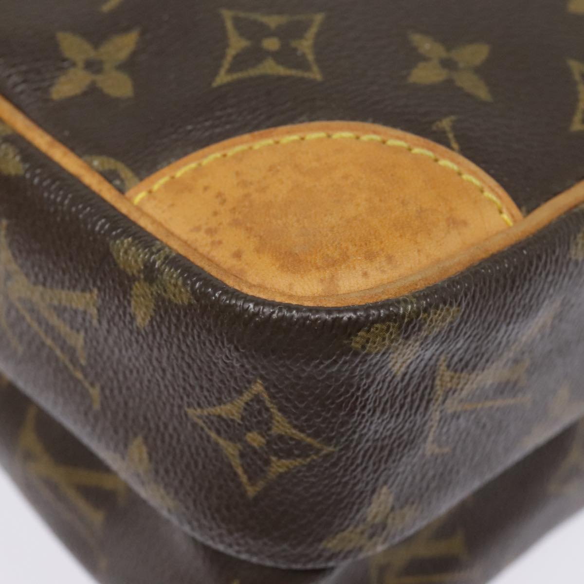 LOUIS VUITTON Monogram Amazon Shoulder Bag M45236 LV Auth 90110