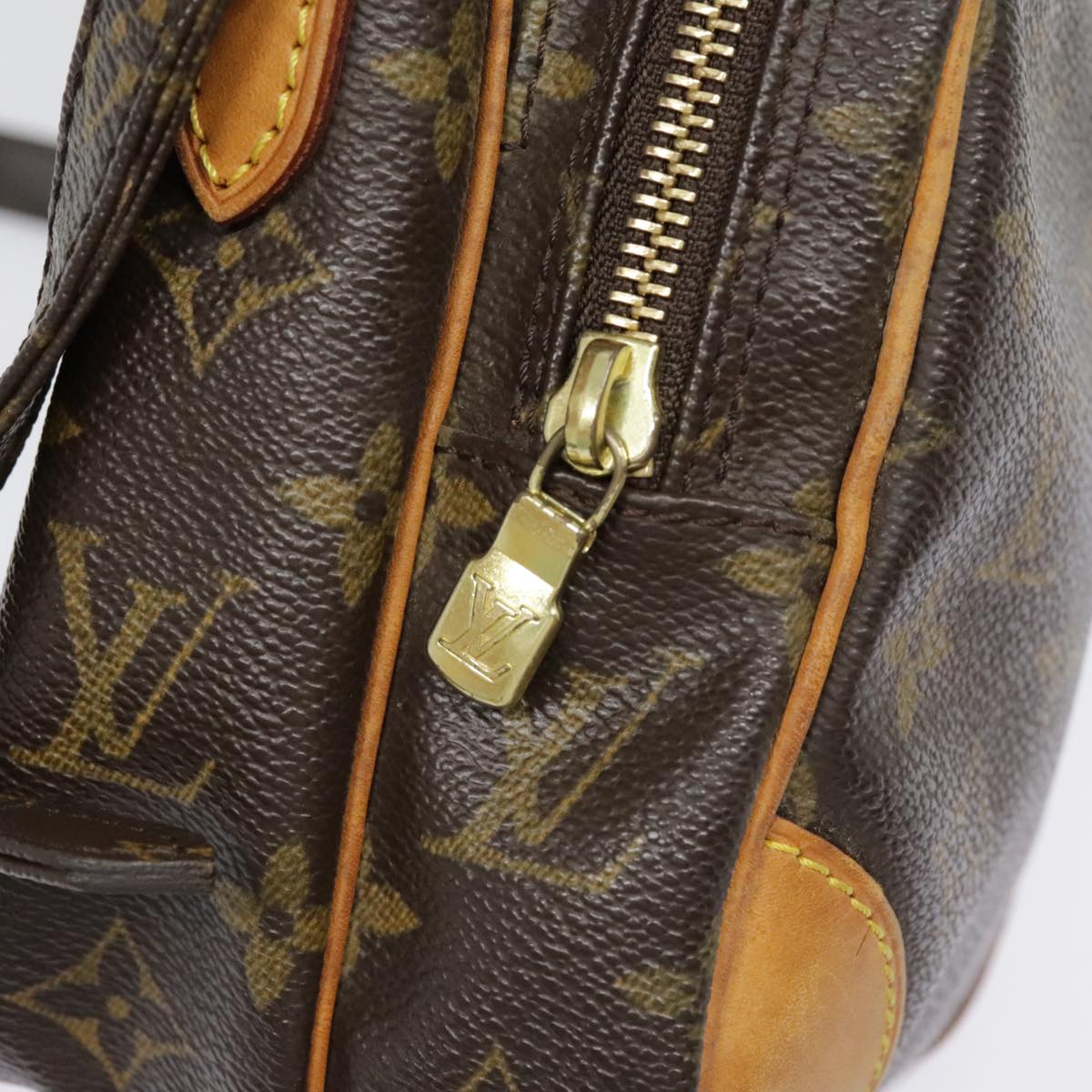 LOUIS VUITTON Monogram Amazon Shoulder Bag M45236 LV Auth 90110