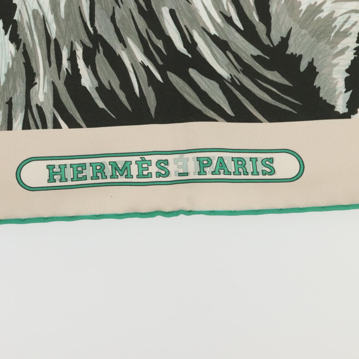 HERMES Carre 90 Scarf Silk Green Auth 90248A