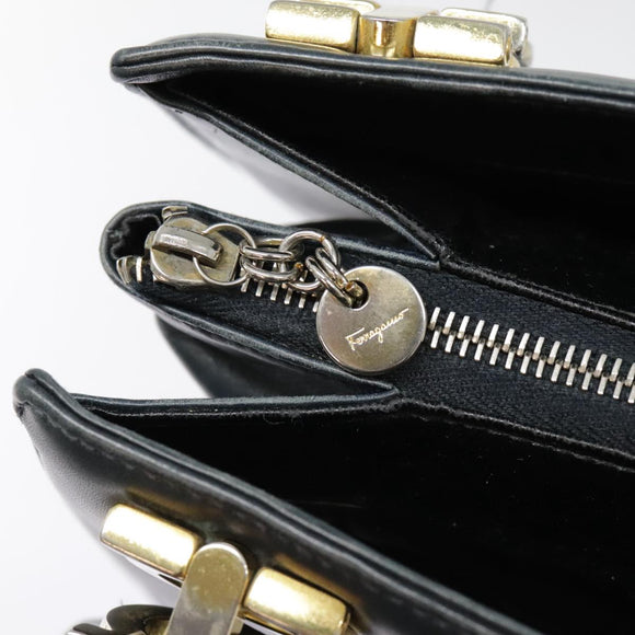 Salvatore Ferragamo Gancini Tragetasche Leder Schwarz Gold Auth 90254