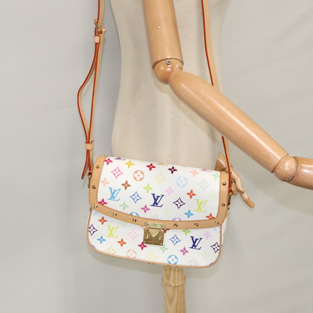 LOUIS VUITTON Monogram Multicolor Sologne Shoulder Bag White M92661 Auth 90289S