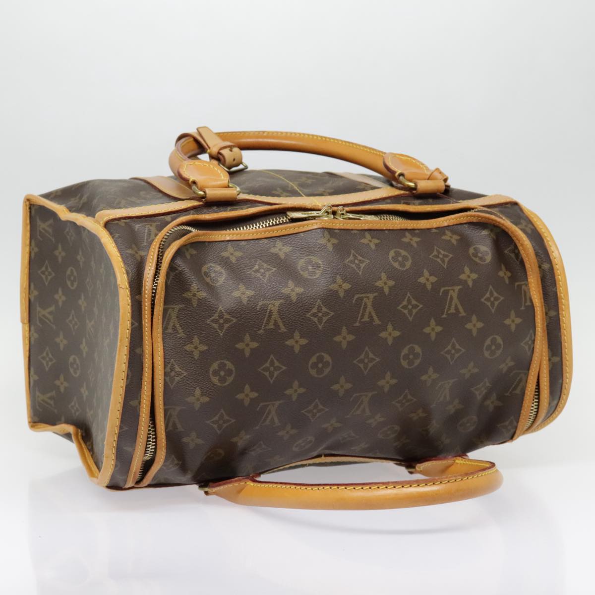 LOUIS VUITTON Monogram Sac Chasseur 40 Pet Carry M41924 LV Auth 90328