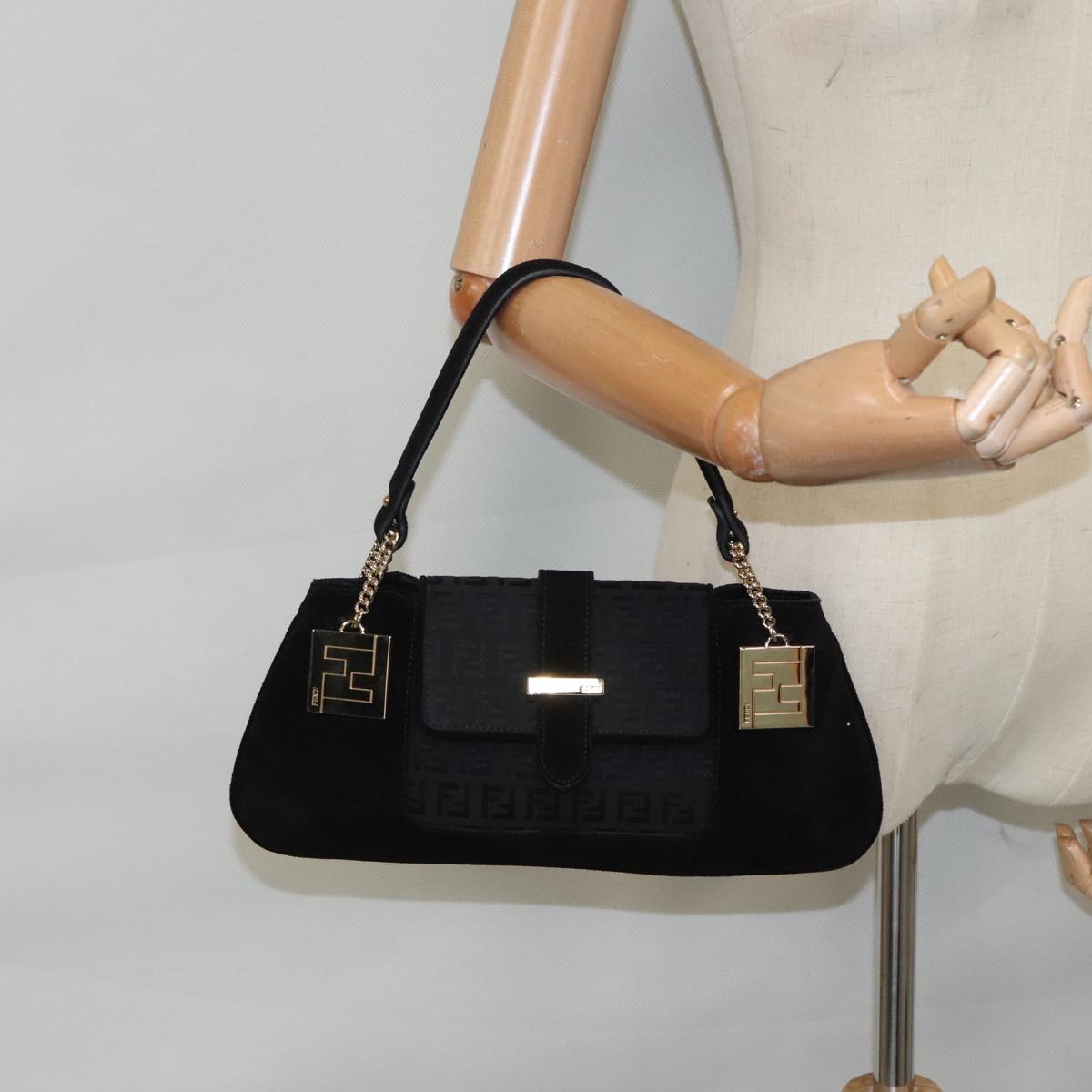 FENDI Zucchino Canvas Shoulder Bag Black Gold Auth 90485