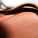 LOUIS VUITTON Monogram Danube Umhängetasche M45266 LV Auth 90656-12