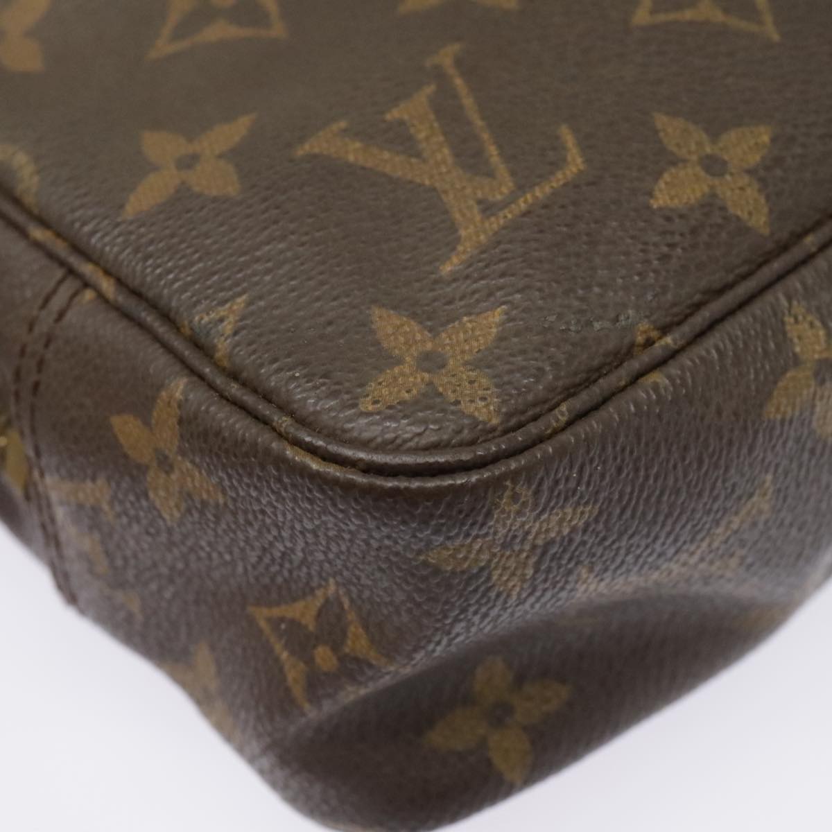 LOUIS VUITTON Monogram Trousse Toilette 23 Clutch Bag M47524 LV Auth 90719