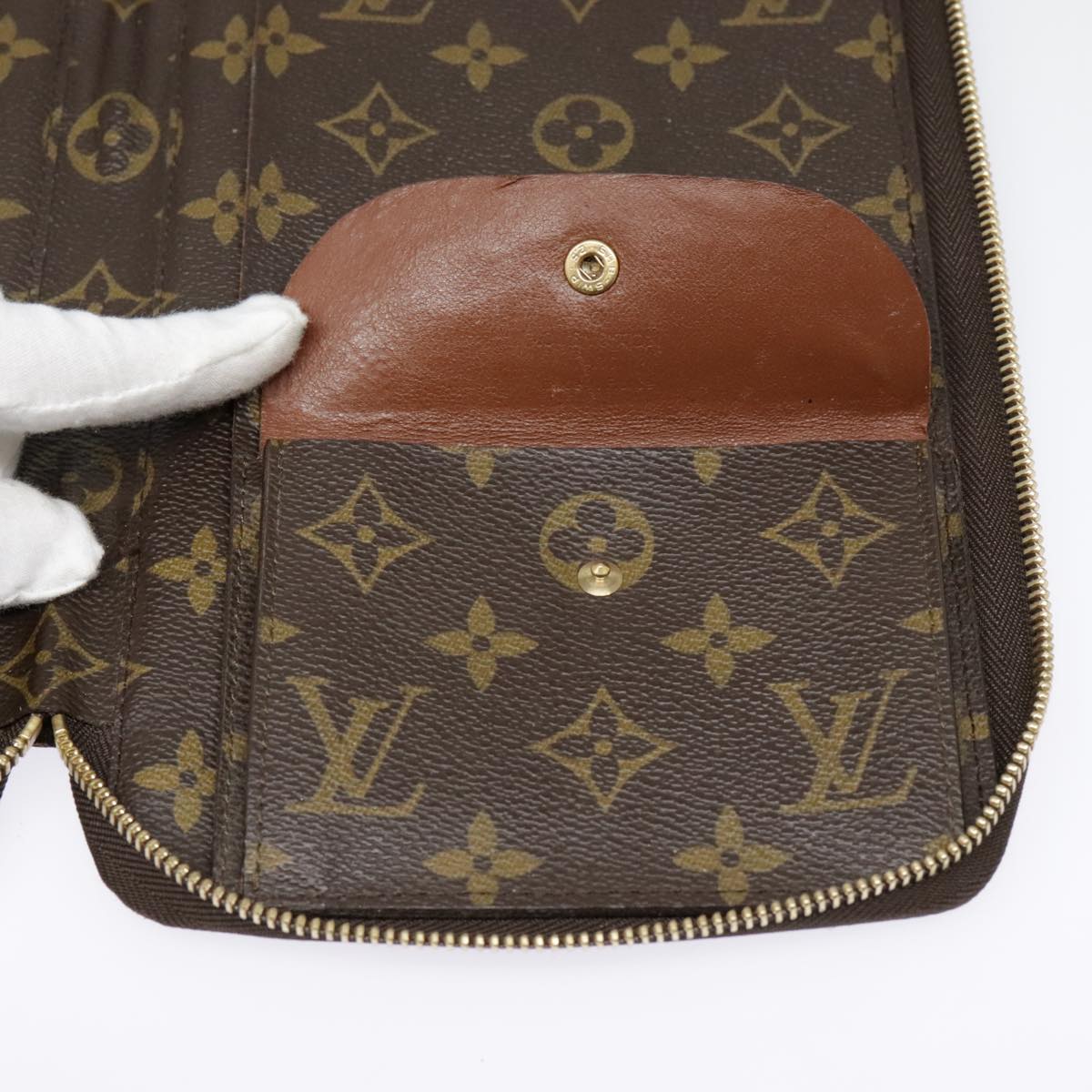 LOUIS VUITTON Monogram Poche Escapade Travel Case M60113 LV Auth 90775