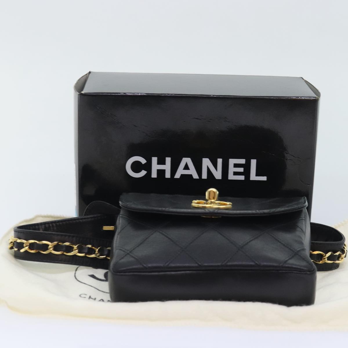 CHANEL Bicolore Chain Waist bag Leather Black Gold CC Auth 90785A