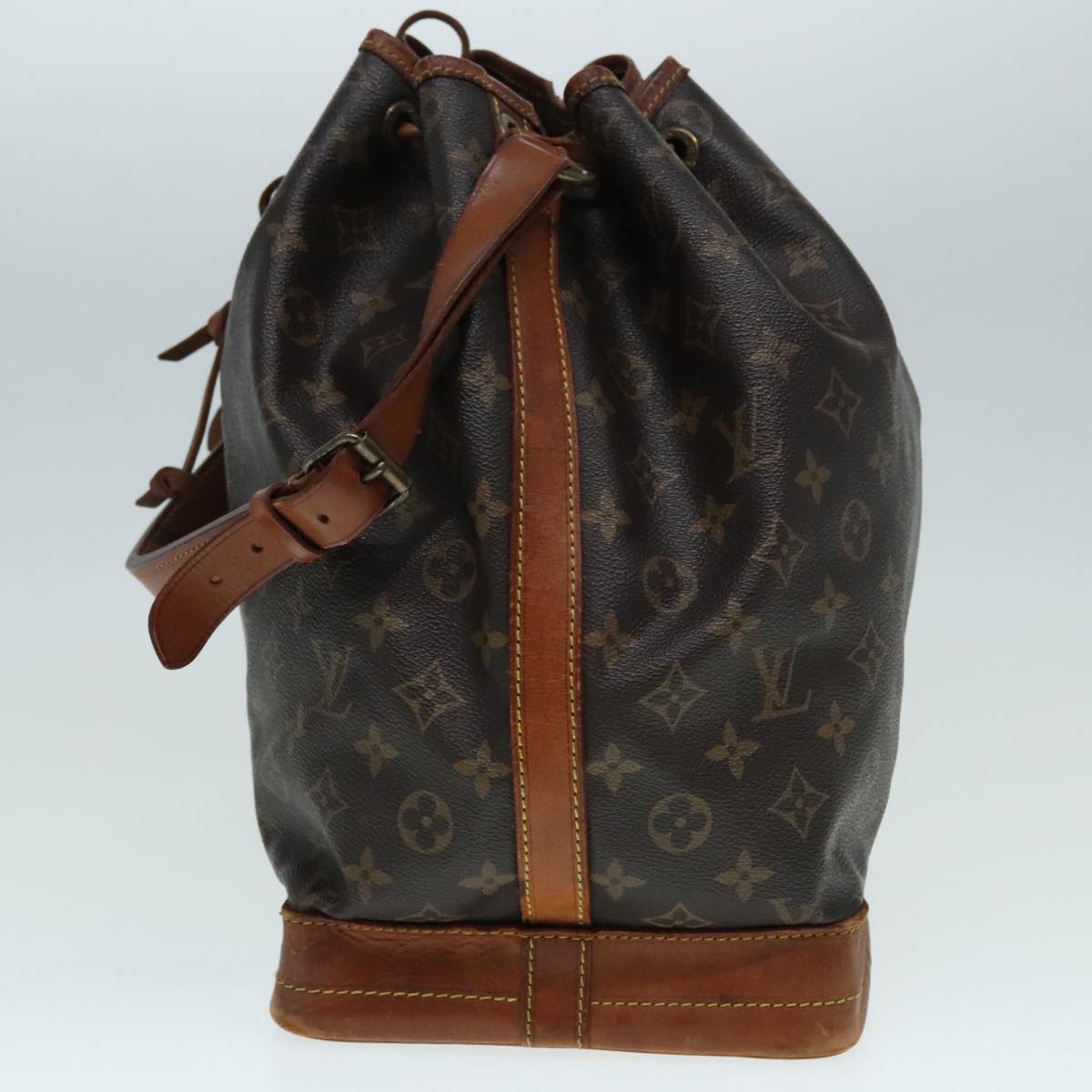 LOUIS VUITTON Monogram Noe Shoulder Bag M42224 LV Auth 91079