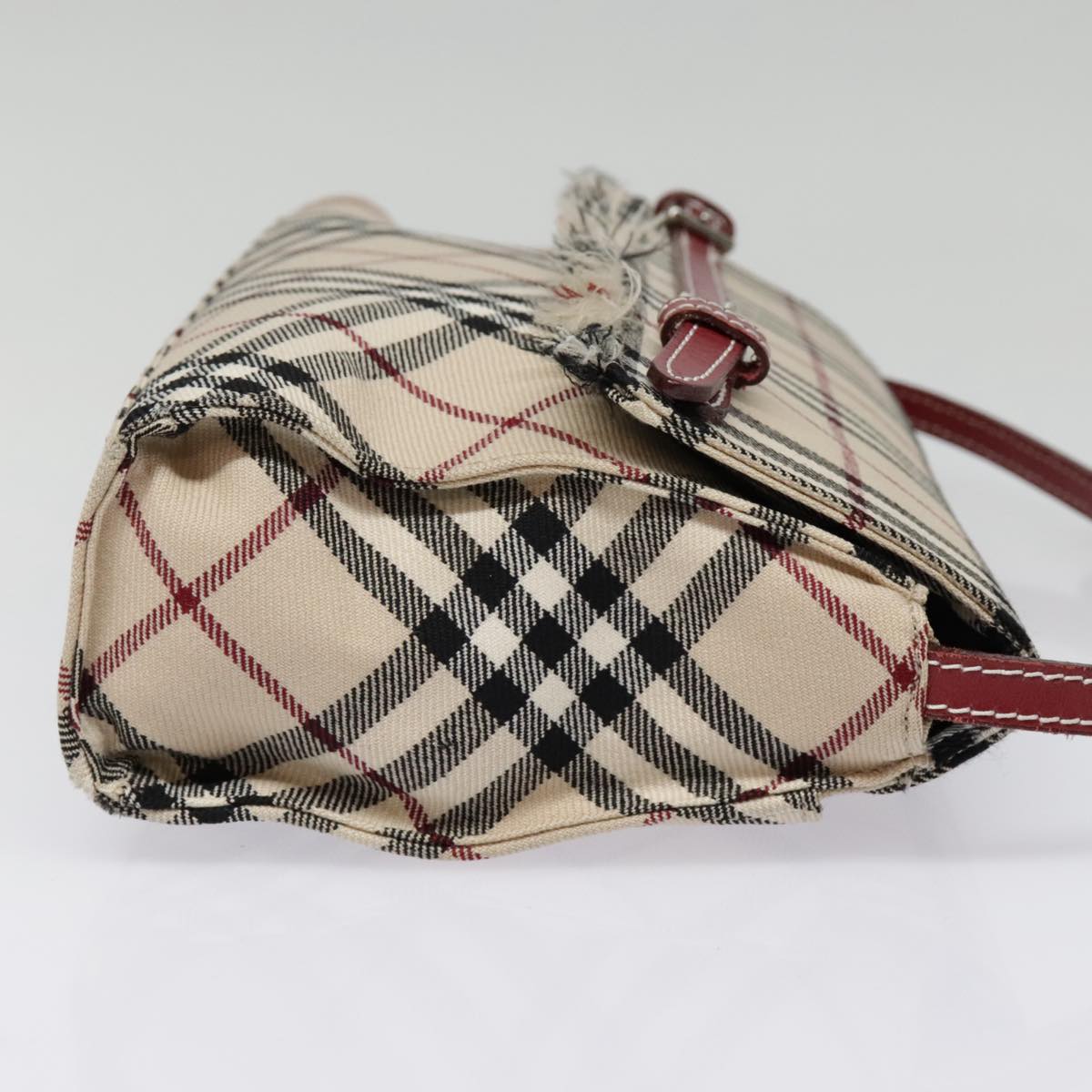 BURBERRY Nova Check Blue Label Shoulder Bag Canvas Beige Red Auth 91270