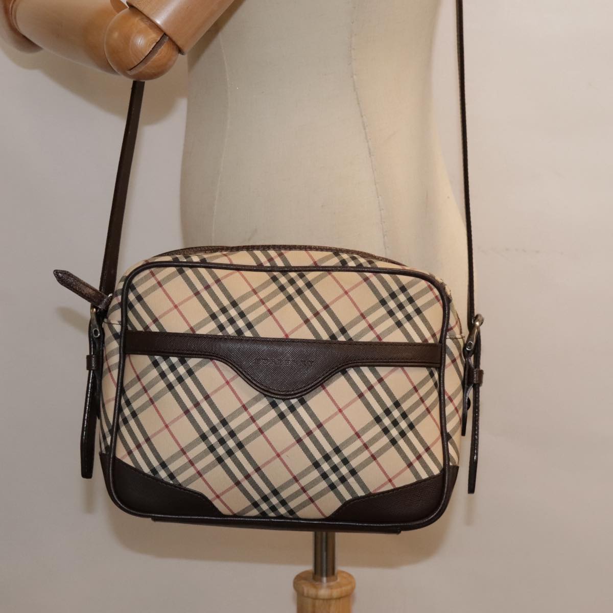 BURBERRY Nova Check Shoulder Bag Canvas Leather Beige Brown Auth 91275